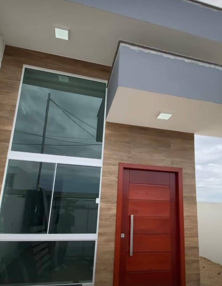 #403 - Casa para Venda em Campos dos Goytacazes - RJ