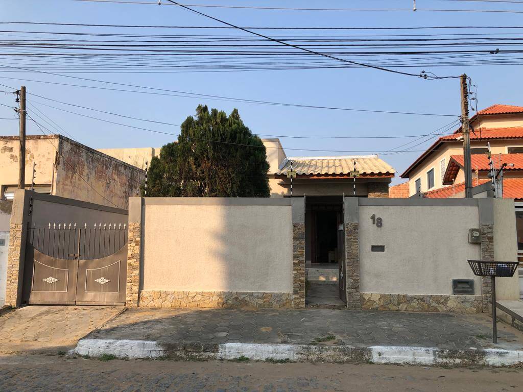 #527 - Casa para Venda em Campos dos Goytacazes - RJ