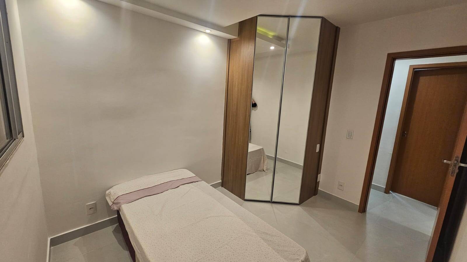 #656 - Apartamento para Venda em Campos dos Goytacazes - RJ