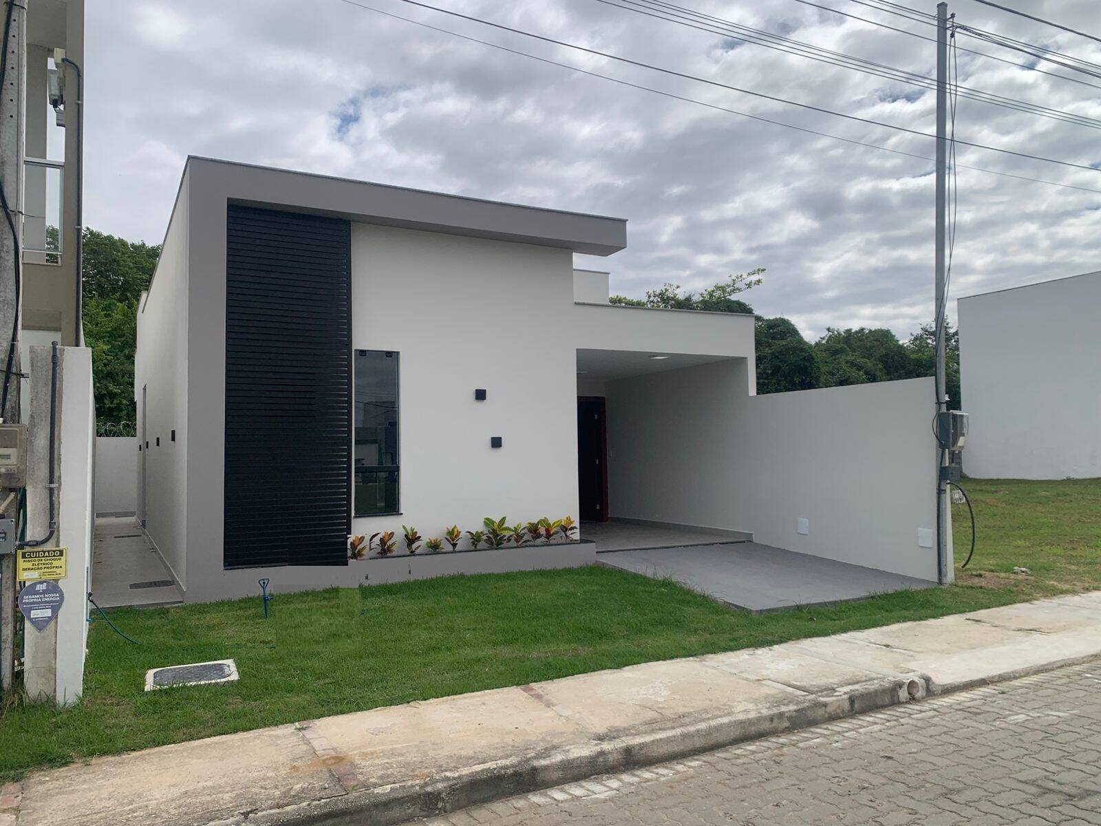 #680 - Casa em condomínio para Venda em Campos dos Goytacazes - RJ