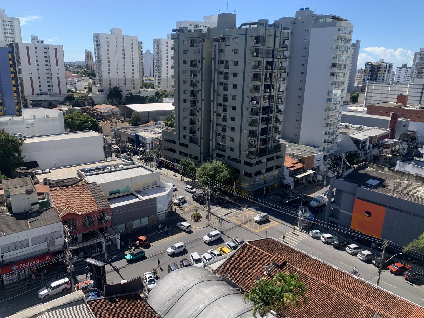 #683 - Apartamento para Locação em Campos dos Goytacazes - RJ