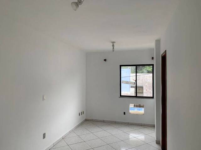 Apartamento para Locação em Campos dos Goytacazes - 3