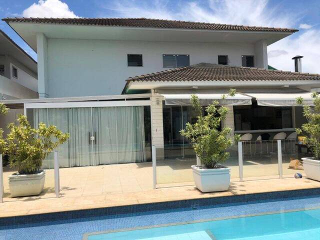 #73 - Casa em condomínio para Venda em Campos dos Goytacazes - RJ