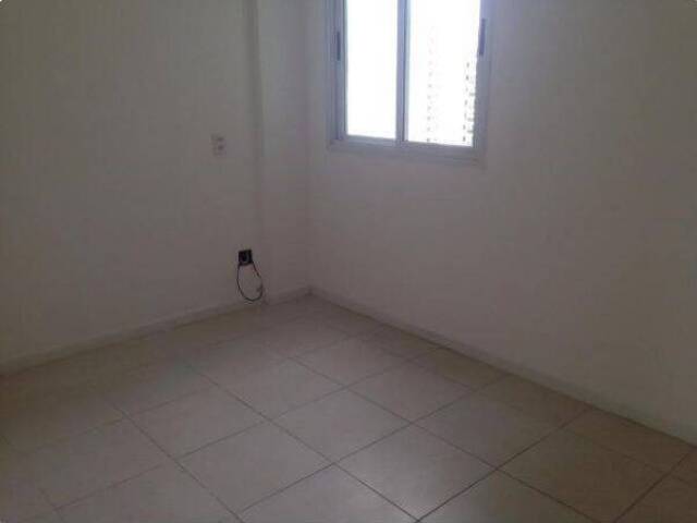 Apartamento para Venda em Campos dos Goytacazes - 4