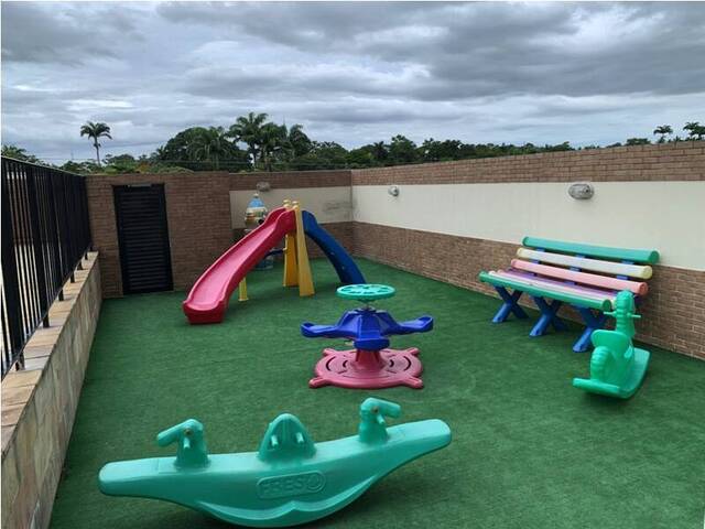 #256 - Apartamento Mobiliado para Locação em Campos dos Goytacazes - RJ - 2