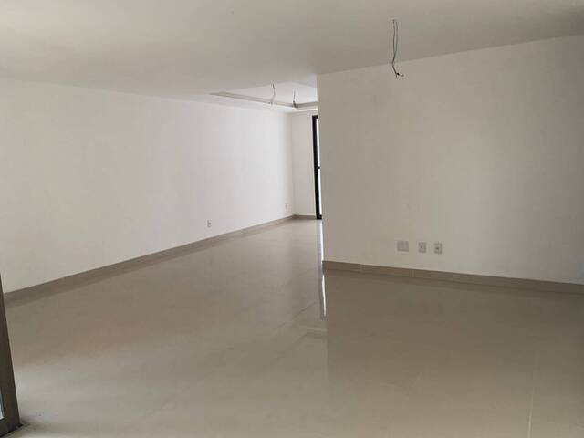 Apartamento para Venda em Campos dos Goytacazes - 5