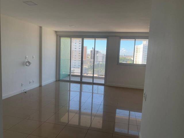 #513 - Apartamento para Locação em Campos dos Goytacazes - RJ - 2