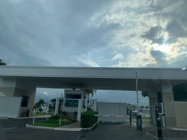 #677 - Terreno em condomínio para Venda em Campos dos Goytacazes - RJ